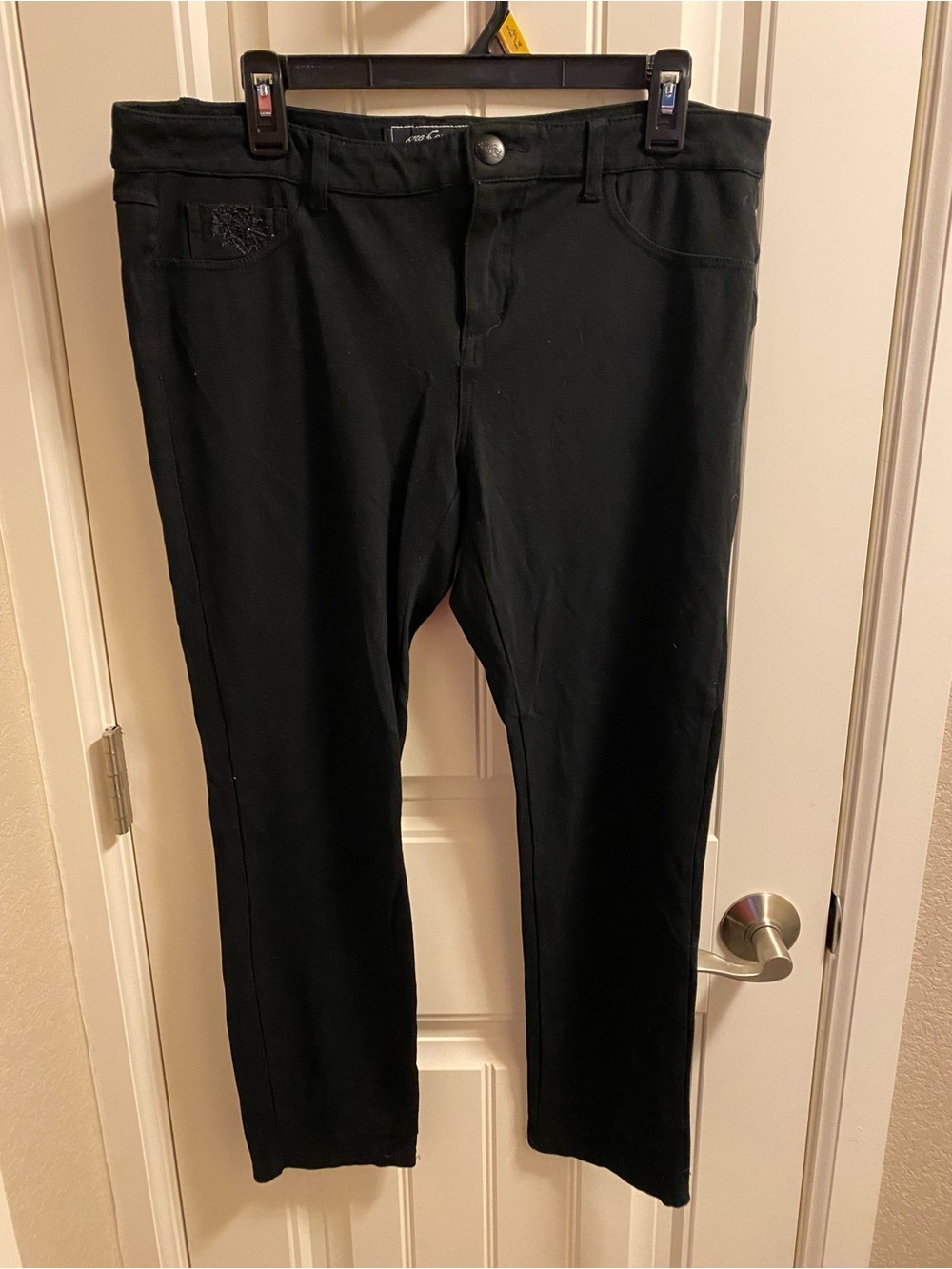 One Zone 14 Pants Black Skinny Bling Ankle Stretch Slacks